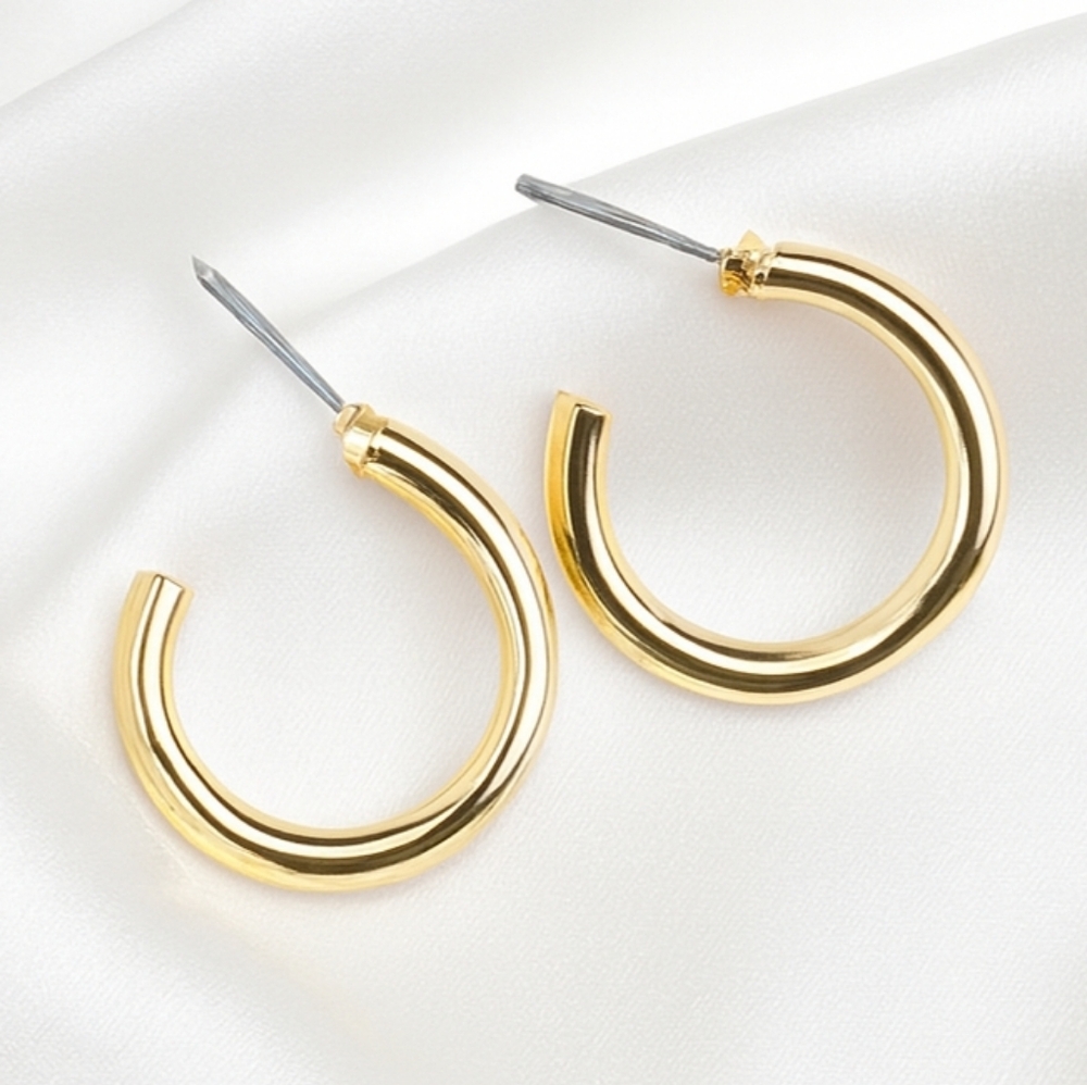 Classic Gold Open Hoop Earrings – Timeless Minimalist Jewelry for Everyday Wear